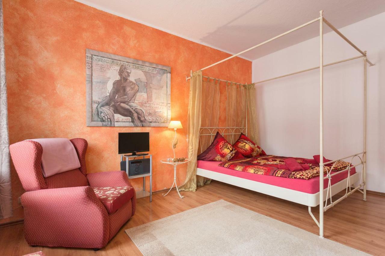 Ferienwohnung Residenz Bis 6 Gaeste , Ferienwohnung Dresden Bis 4 Gaeste, Ferienwohnung Elbflorenz Bis 2 Gaeste Exterior foto